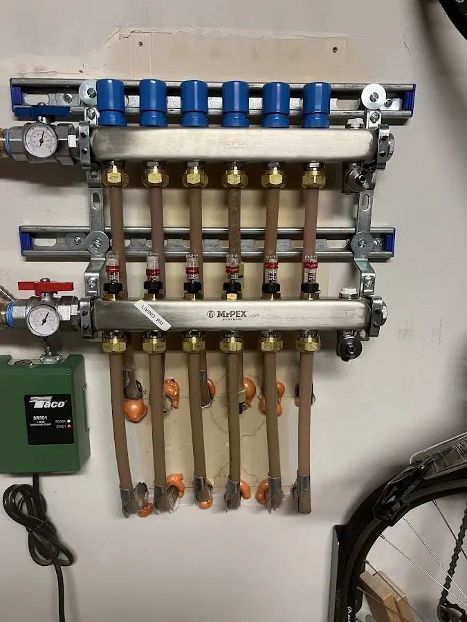 Plumber performing Gas Leak Detection at a residential property in Union City